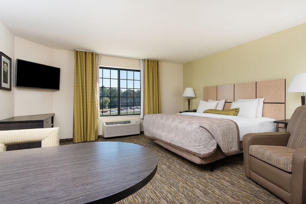 Candlewood Suites Bloomington By Ihg Esterno foto