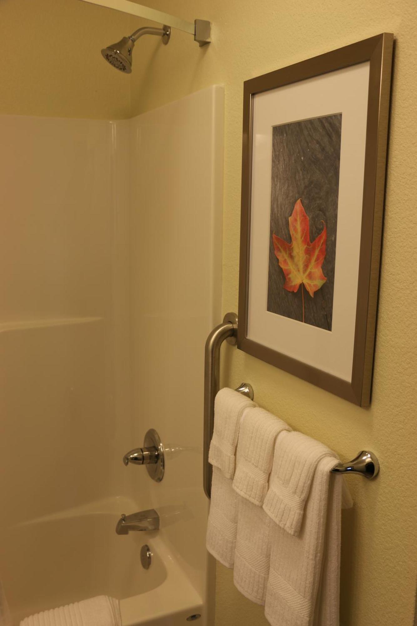 Candlewood Suites Bloomington By Ihg Esterno foto