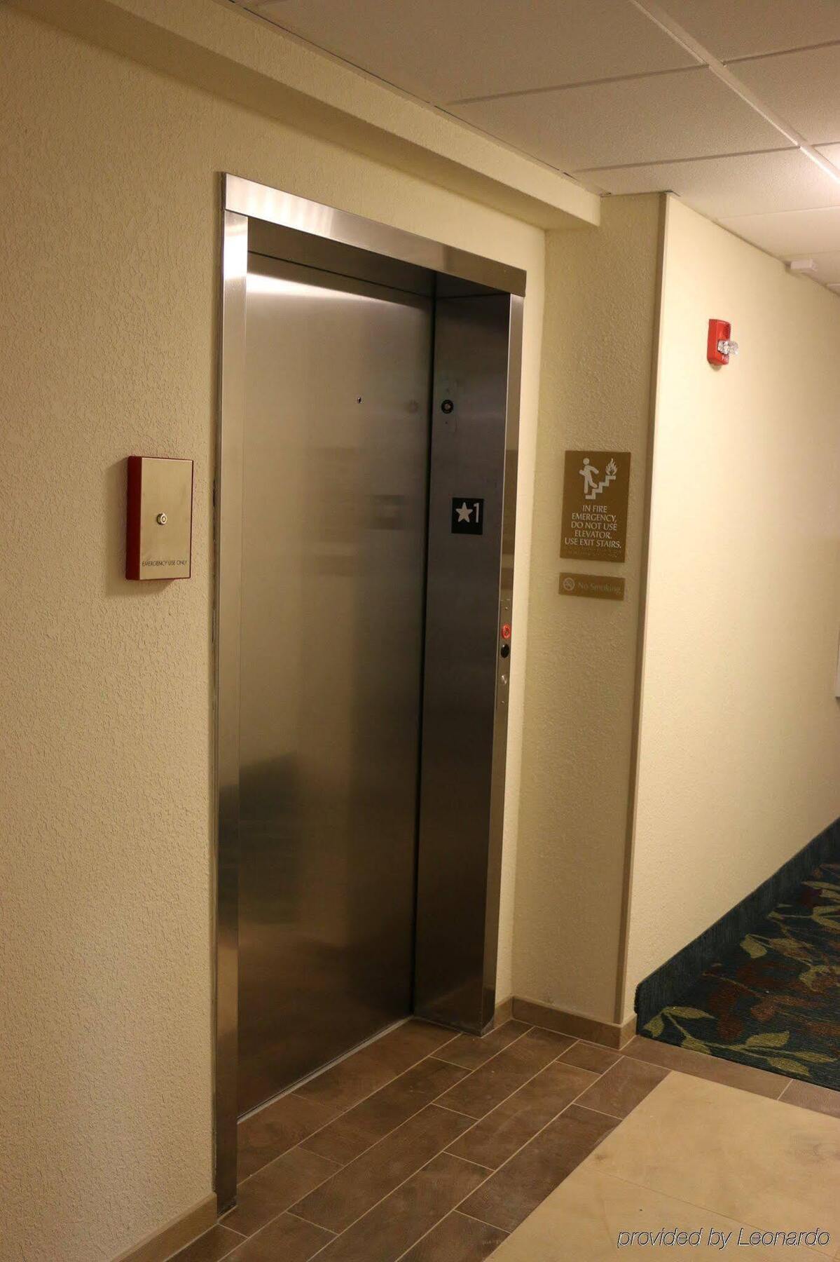 Candlewood Suites Bloomington By Ihg Esterno foto