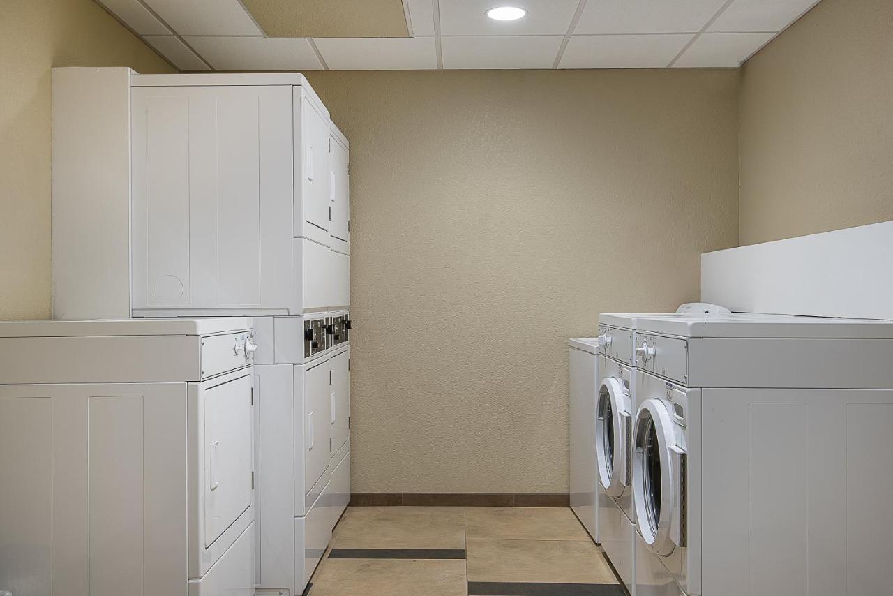 Candlewood Suites Bloomington By Ihg Esterno foto