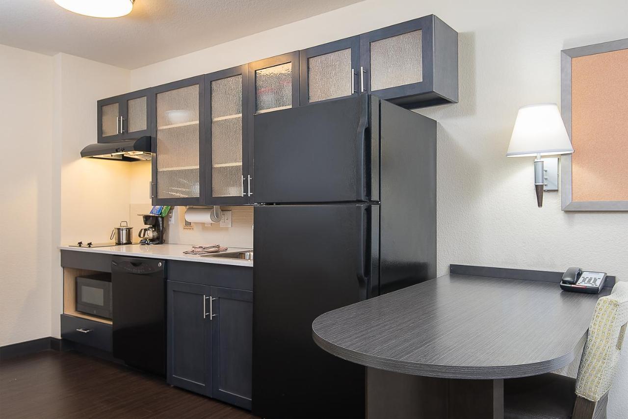 Candlewood Suites Bloomington By Ihg Esterno foto