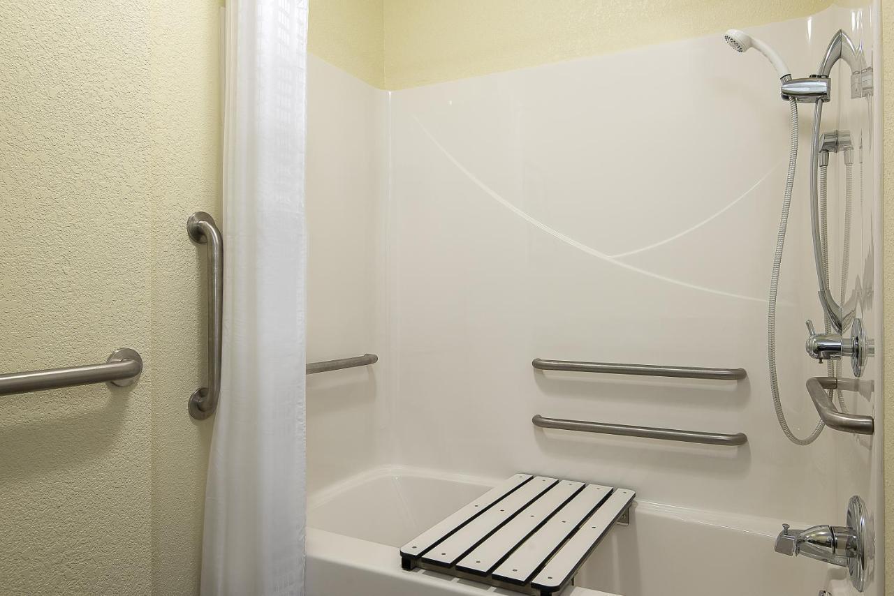 Candlewood Suites Bloomington By Ihg Esterno foto