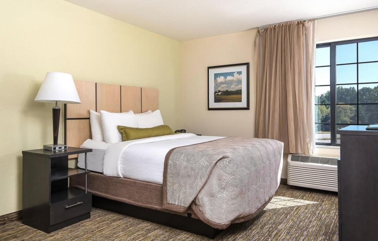 Candlewood Suites Bloomington By Ihg Esterno foto